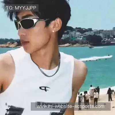 殷晟日